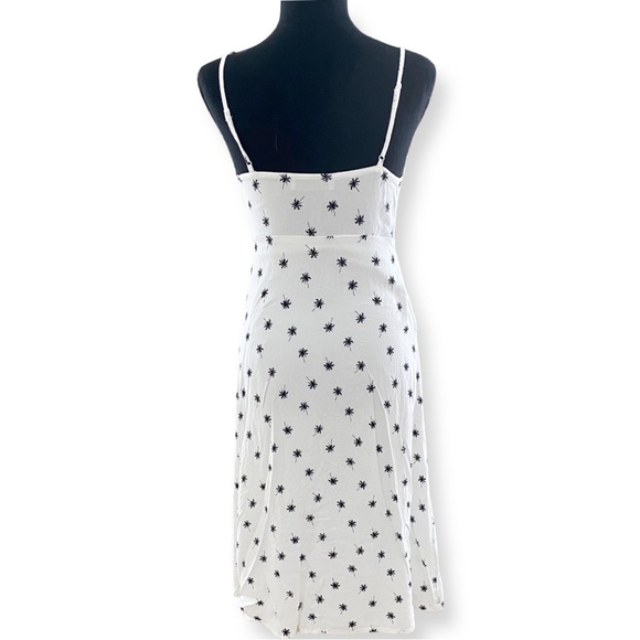 Palm Tree Dress - Picture 2 of 3